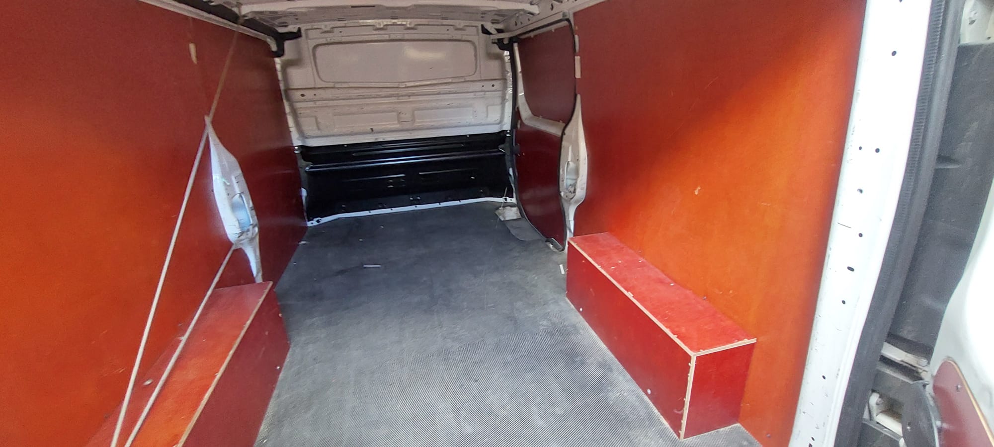 Renault Trafic 2.0 130CV foto 11